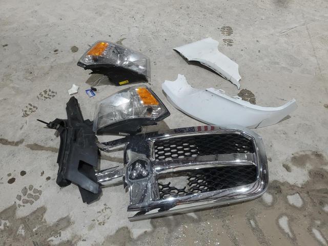 1C6RR7TT1KS619121 - 2019 RAM 1500 CLASS SLT 白色 照片 12