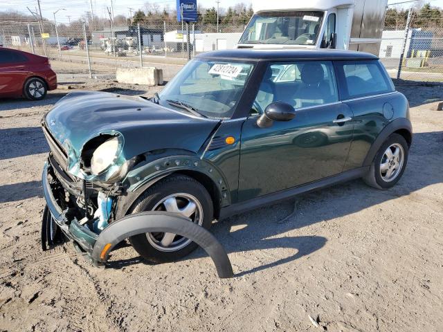 WMWMF3C56ATU77067 - 2010 MINI COOPER GREEN photo 1