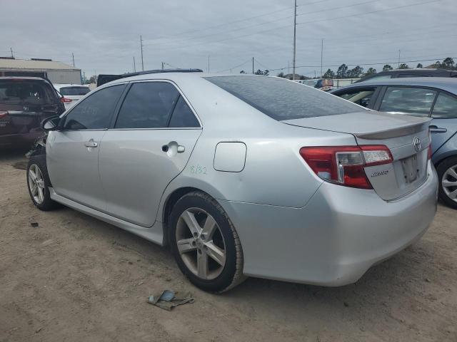 4T1BF1FK2EU829783 - 2014 TOYOTA CAMRY L SILVER photo 2