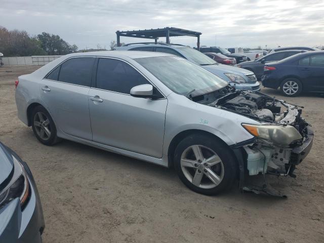 4T1BF1FK2EU829783 - 2014 TOYOTA CAMRY L SILVER photo 4