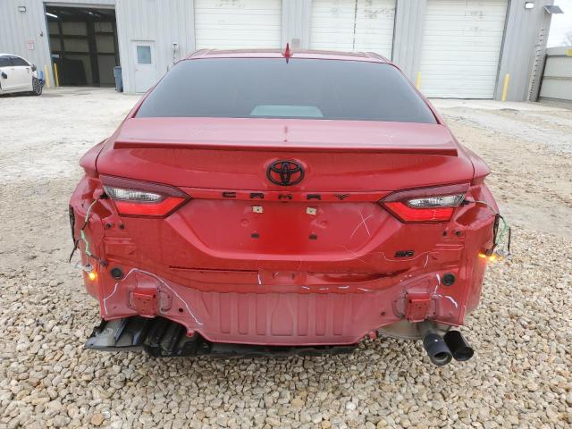 4T1G11AK8RU213149 - 2024 TOYOTA CAMRY SE NIGHT SHADE RED photo 6