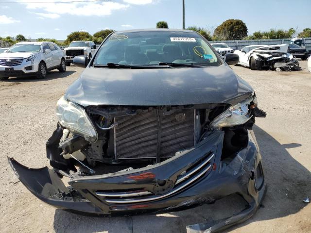 5YFBU4EE9DP150791 - 2013 TOYOTA COROLLA BASE 黑色 照片 5