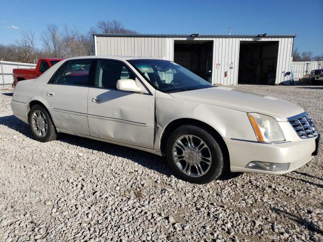 1G6KD57Y79U149410 - 2009 CADILLAC DTS WHITE photo 4