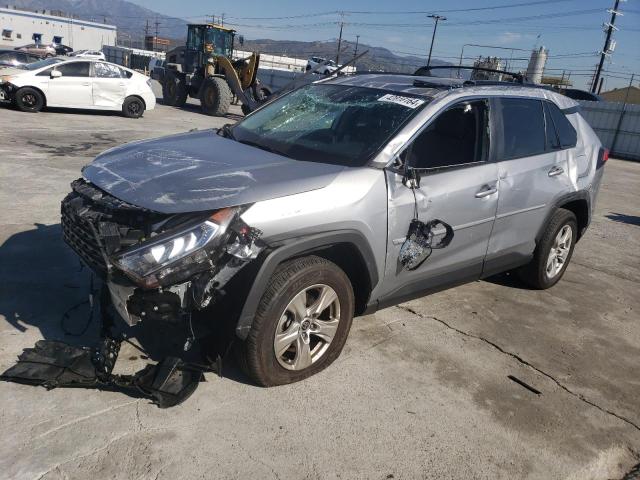 2T3P1RFV0MC248285 - 2021 TOYOTA RAV4 XLE SILVER photo 1