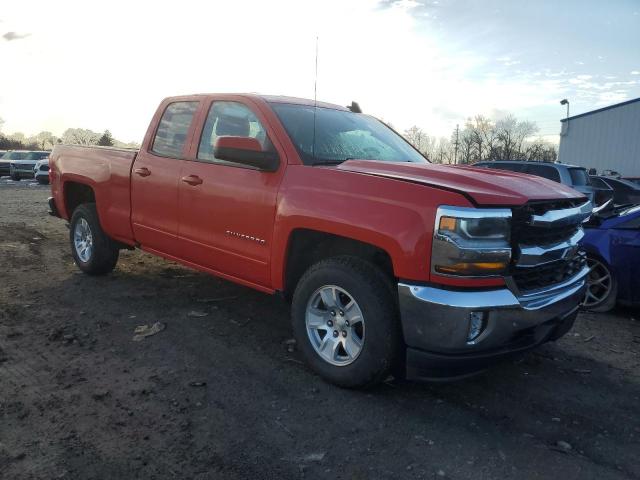 1GCVKREH3JZ381858 - 2018 CHEVROLET SILVERADO K1500 LT RED photo 4