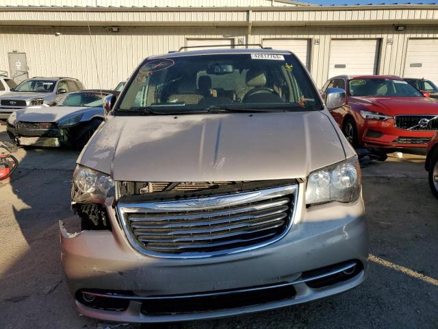 2C4RC1CG5DR511535 - 2013 CHRYSLER TOWN & COU TOURING L SILVER photo 5
