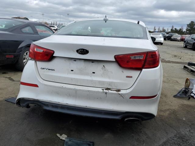 KNAGM4A76F5621340 - 2015 KIA OPTIMA LX WHITE photo 6