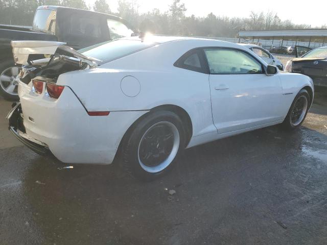 2G1FA1E37D9181697 - 2013 CHEVROLET CAMARO LS WHITE photo 3