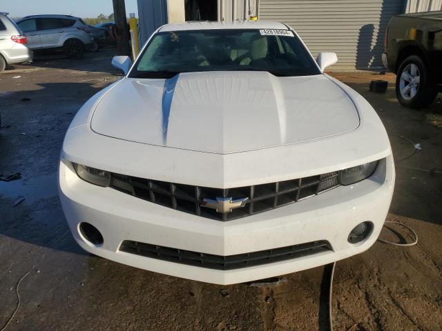 2G1FA1E37D9181697 - 2013 CHEVROLET CAMARO LS WHITE photo 5