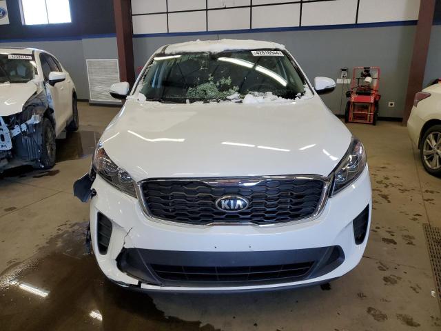 5XYPG4A5XLG632286 - 2020 KIA SORENTO S WHITE photo 5