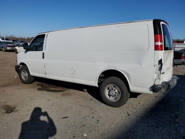 1GCWGBFP2K1173960 - 2019 CHEVROLET EXPRESS G2 WHITE photo 2