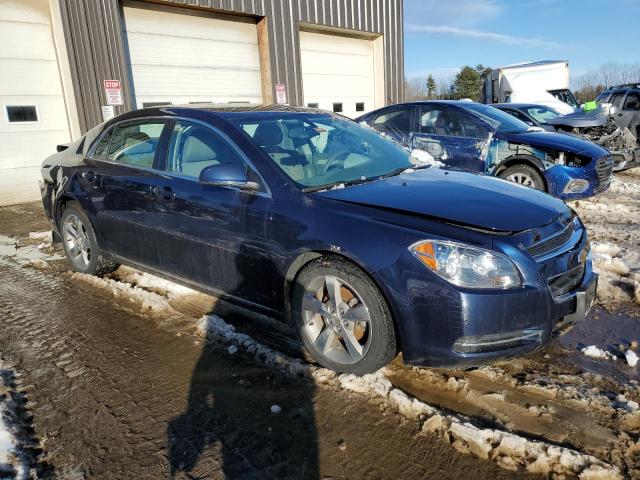 1G1ZC5E19BF197062 - 2011 CHEVROLET MALIBU 1LT BLUE photo 4