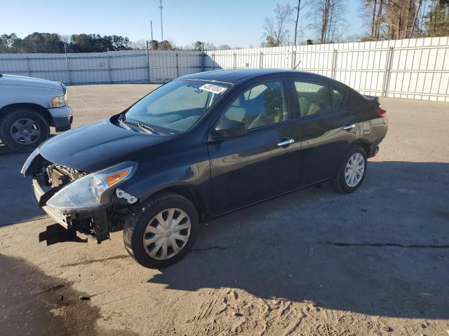 3N1CN7AP6KL845219 - 2019 NISSAN VERSA S BLACK photo 1