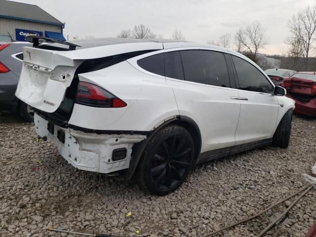 5YJXCAE46GF017601 - 2016 TESLA MODEL X WHITE photo 3