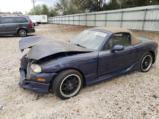 JM1NB353520221715 - 2002 MAZDA MX-5 MIATA BASE BLUE photo 1