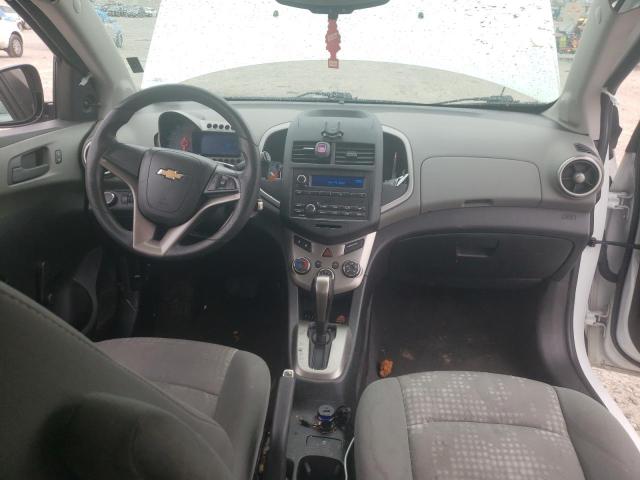 1G1JA6SH1G4110462 - 2016 CHEVROLET SONIC LS WHITE photo 8