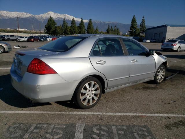 1HGCM66376A043647 - 2006 HONDA ACCORD LX SILVER photo 3