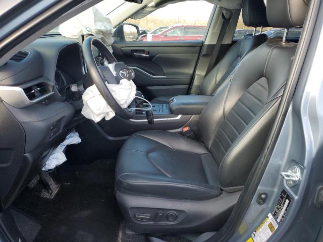 5TDGZRBHXNS238826 - 2022 TOYOTA HIGHLANDER XLE BLUE photo 7