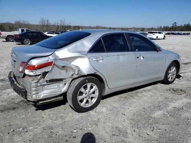 4T1BF3EK0BU122657 - 2011 TOYOTA CAMRY BASE SILVER photo 3