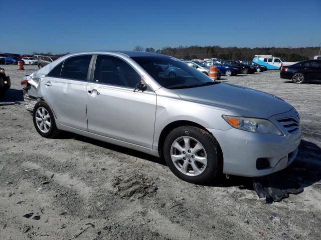 4T1BF3EK0BU122657 - 2011 TOYOTA CAMRY BASE SILVER photo 4