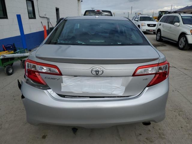 4T1BF1FK1CU572192 - 2012 TOYOTA CAMRY BASE SILVER photo 6