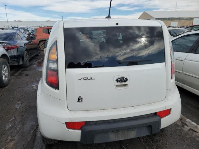 KNDJT2A28A7077277 - 2010 KIA SOUL + WHITE photo 6