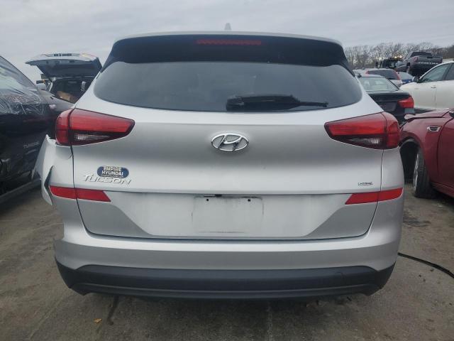 KM8J2CA46KU065816 - 2019 HYUNDAI TUCSON SE SILVER photo 6