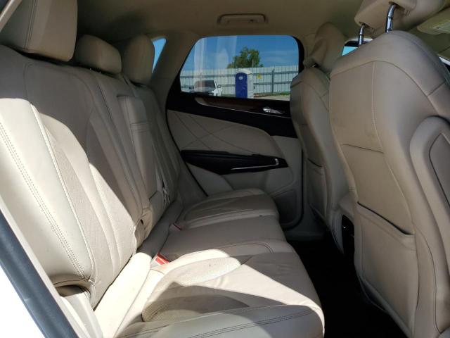 5LMCJ2C95HUL36501 - 2017 LINCOLN MKC SELECT Biały zdjęcie 11