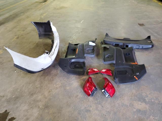 5N1DR2MM8JC655129 - 2018 NISSAN PATHFINDER S WHITE photo 13