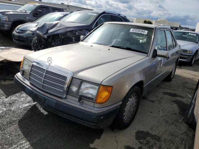 WDBEA30D4NB738840 - 1992 MERCEDES-BENZ 300 E SILVER photo 1