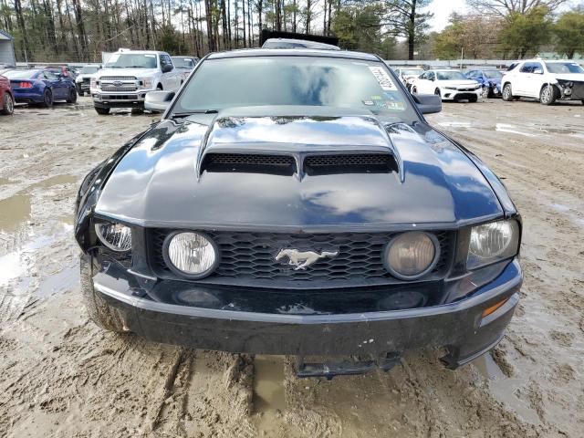 1ZVFT82H175349195 - 2007 FORD MUSTANG GT BLACK photo 5