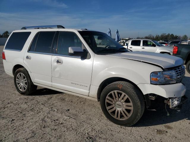 5LMJJ2H54BEJ03661 - 2011 LINCOLN NAVIGATOR WHITE photo 4