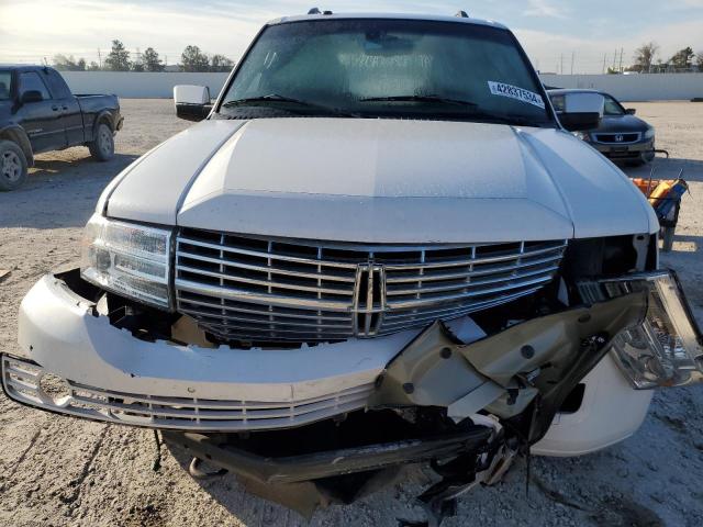 5LMJJ2H54BEJ03661 - 2011 LINCOLN NAVIGATOR თეთრი ფოტო 5