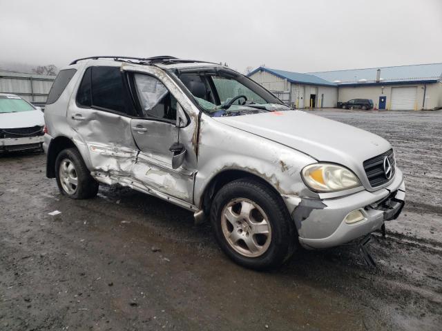 4JGAB54E53A379511 - 2003 MERCEDES-BENZ ML 320 SILVER photo 4