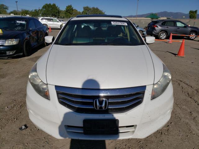 1HGCP3F84CA000588 - 2012 HONDA ACCORD EXL WHITE photo 5