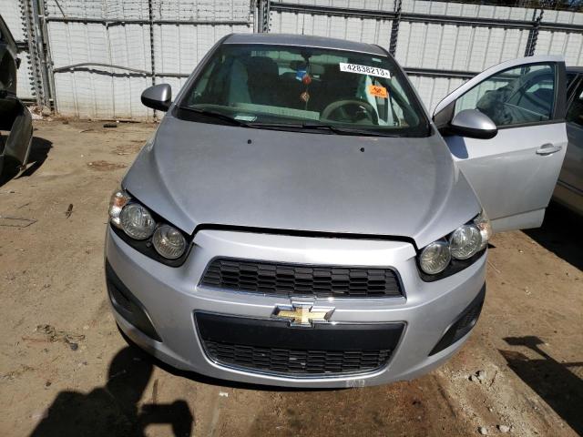 1G1JA5SH2F4108292 - 2015 CHEVROLET SONIC LS SILVER photo 5