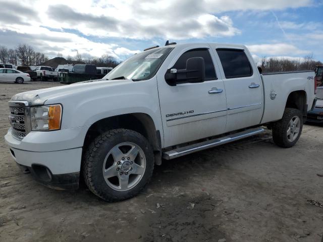 1GT125E8XDF181170 - 2013 GMC SIERRA K2500 DENALI WHITE photo 1