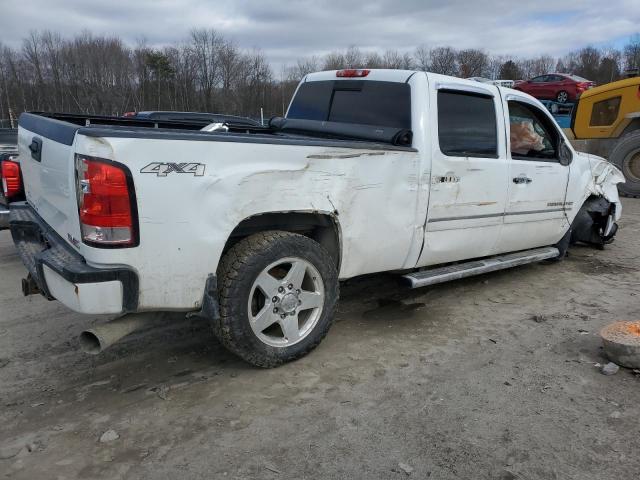 1GT125E8XDF181170 - 2013 GMC SIERRA K2500 DENALI WHITE photo 3