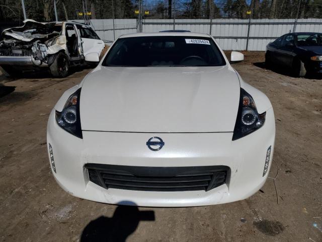 JN1AZ4EH2JM571602 - 2018 NISSAN 370Z BASE WHITE photo 5