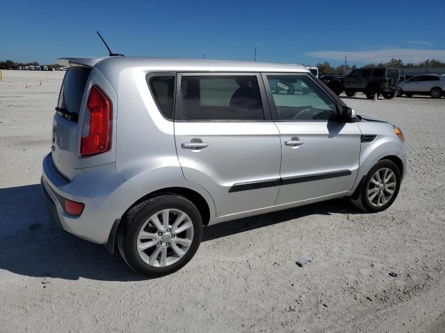 KNDJT2A64D7579761 - 2013 KIA SOUL + SILVER photo 3