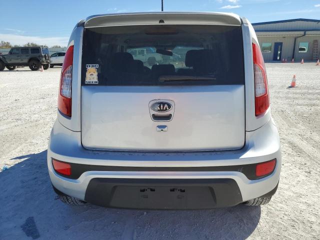 KNDJT2A64D7579761 - 2013 KIA SOUL + SILVER photo 6