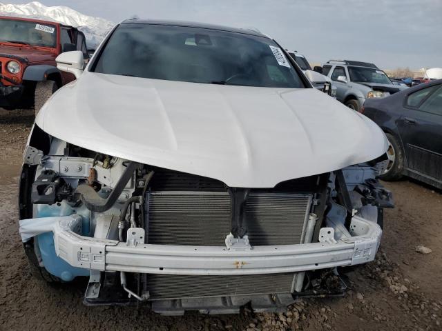 2LMTJ6LR1GBL74858 - 2016 LINCOLN MKX RESERVE WHITE photo 5