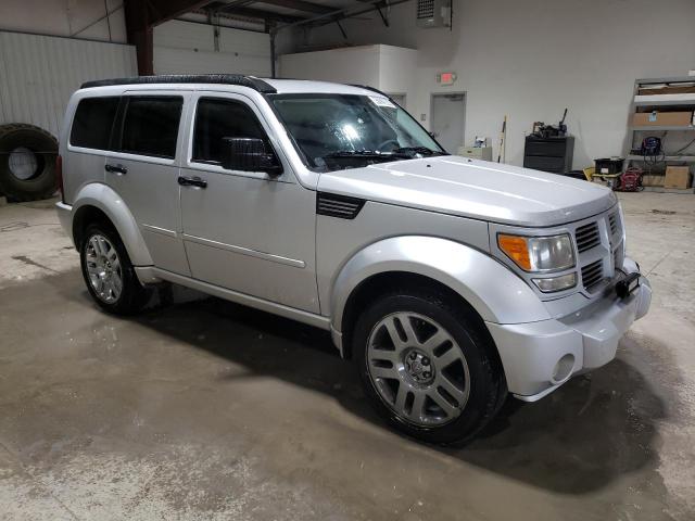 1D8GU58677W732370 - 2007 DODGE NITRO R/T SILVER photo 4