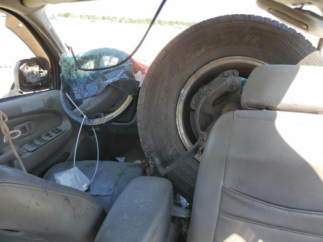 5TEGN92N12Z120177 - 2002 TOYOTA TACOMA DOUBLE CAB PRERUNNER SILVER photo 8