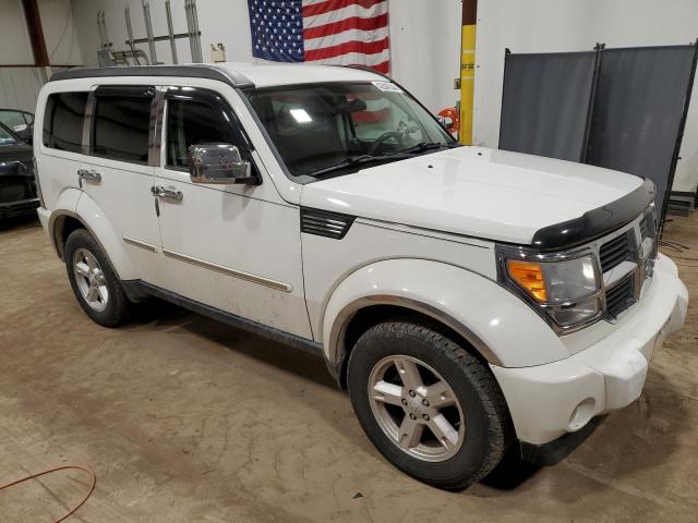 1D8GU28K57W664470 - 2007 DODGE NITRO SXT WHITE photo 4