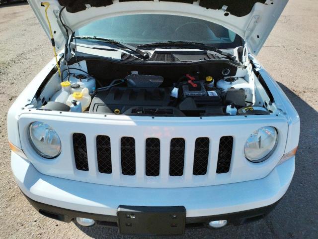 1C4NJRFB5HD174540 - 2017 JEEP PATRIOT LATITUDE WHITE photo 12