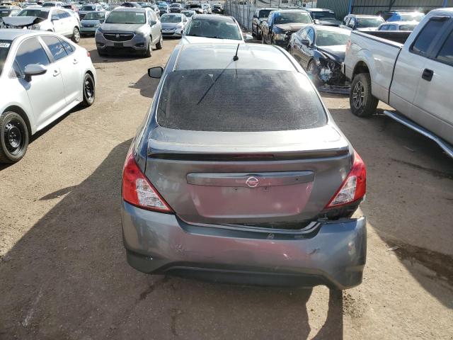 3N1CN7AP1GL827542 - 2016 NISSAN VERSA S SILVER photo 6