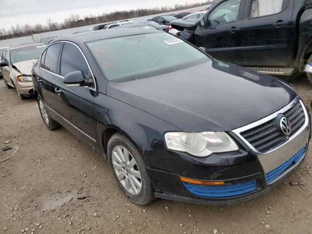 WVWJK73C98E181546 - 2008 VOLKSWAGEN PASSAT TURBO BLACK photo 4