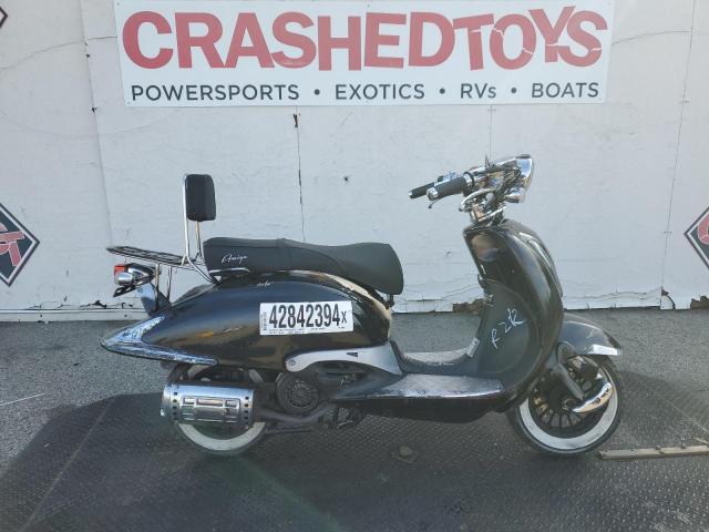 LB5TMCADXNZ500008 - 2022 AMIG SCOOTER BLACK photo 1