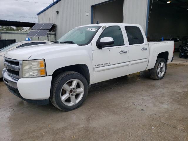 3GCEC23J29G215563 - 2009 CHEVROLET SILVERADO C1500 LT WHITE photo 1